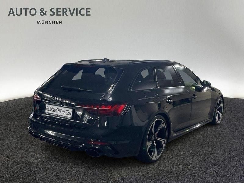 Gebraucht Audi RS4 Sport 450 PS (330 kW) 2022 Schwarz Kombi