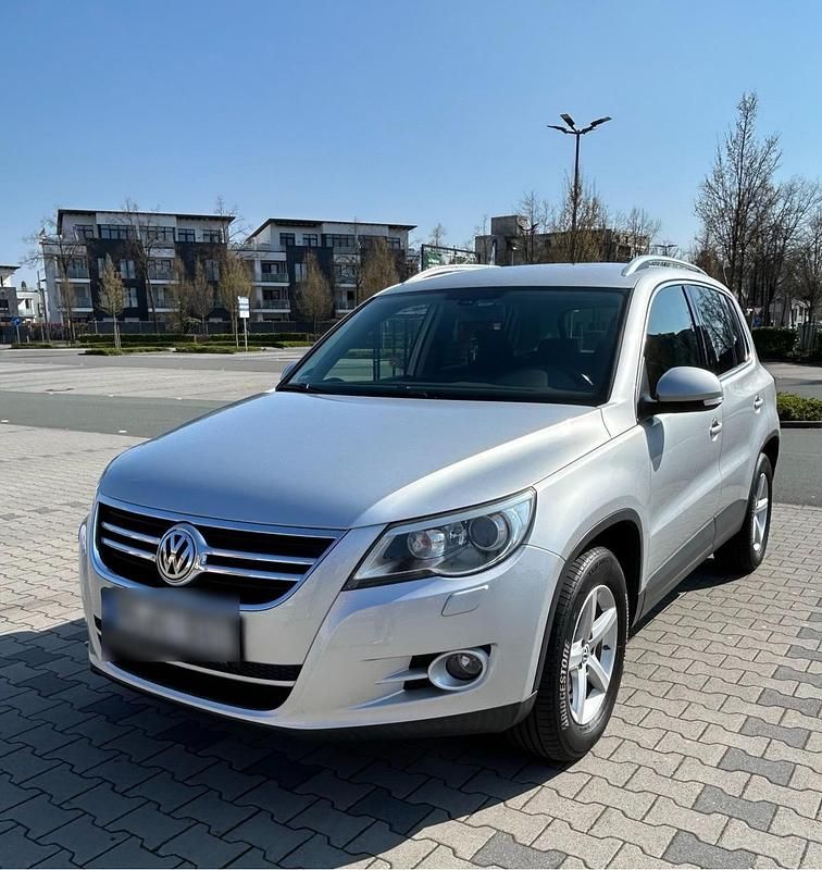Gebraucht VW Tiguan 150 PS (110 kW) 2008 Silber SUV