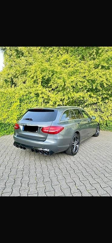Gebraucht Mercedes C300 231 PS (169 kW) 2016 Silber Kombi