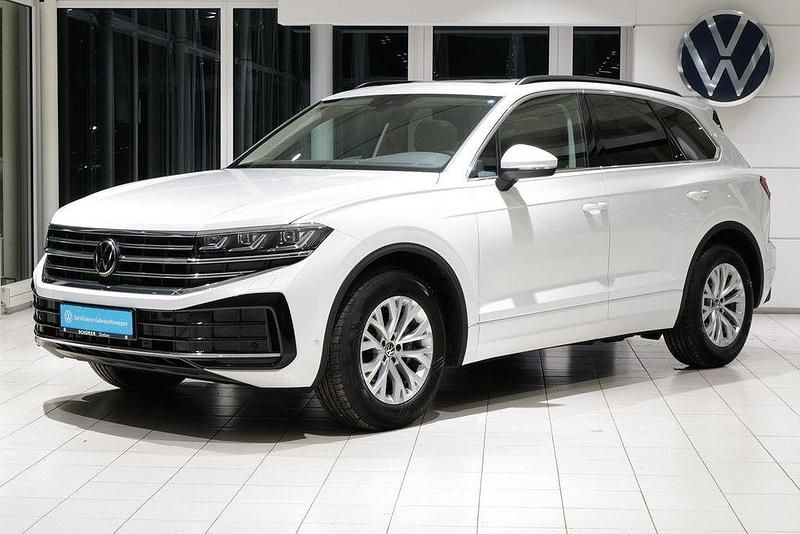 Gebraucht VW Touareg Elegance 231 PS (169 kW) 2025 Oryxweiß perlmutteffekt SUV