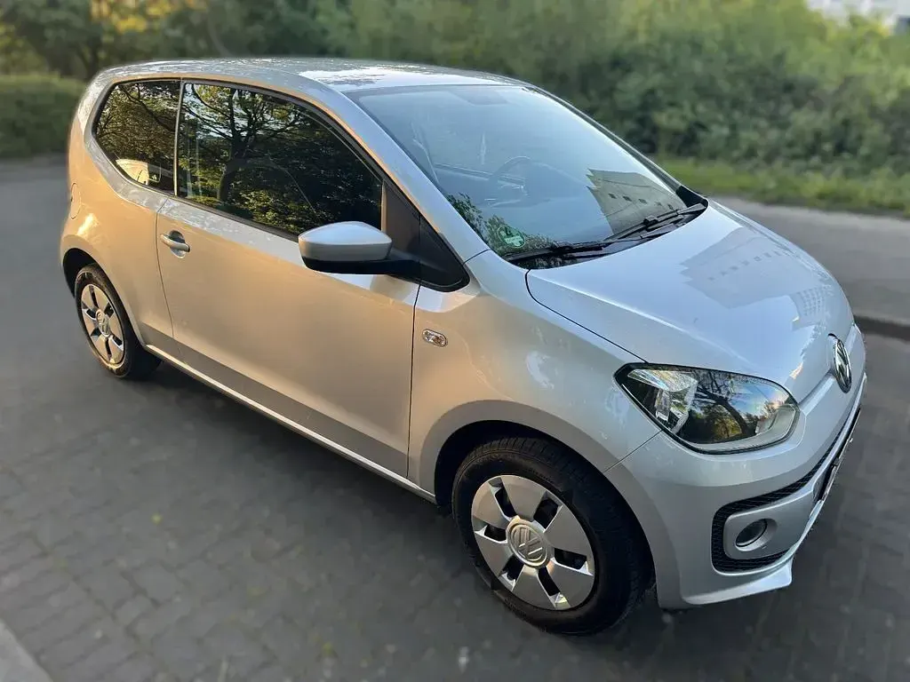 Second-hand VW up! high up! 75 CP (55 kW) 2012 Argintiu Hatchback