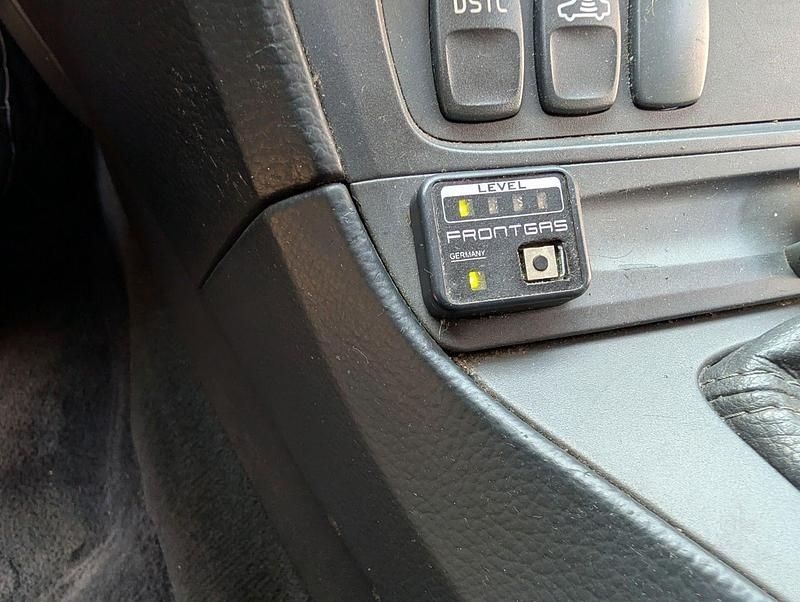 Gebraucht Volvo V70 250 PS (183 kW) 2001 Schwarz Kombi