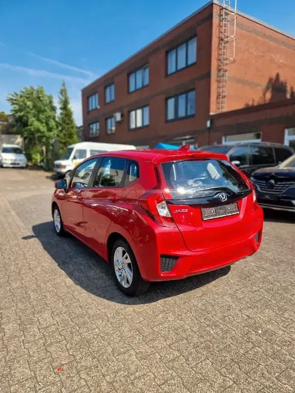 Gebraucht Honda Jazz Comfort 102 PS (75 kW) 2016 Rot Kleinwagen