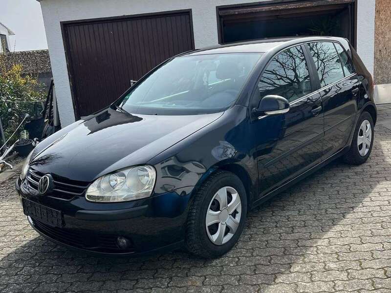 Schwarz Gebraucht 2004 VW Golf IV Comfortline Limousine | 3.390 € (Teuer) - Bild 1/4