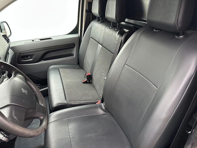 Gebraucht Peugeot Expert 102 PS (75 kW) 2021 Weiß Van