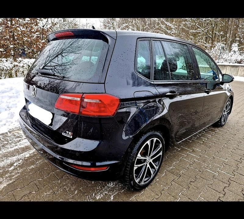 Gebraucht VW Golf Sportsvan LOUNGE 125 PS (91 kW) 2016 Schwarz Van / Kleinbus