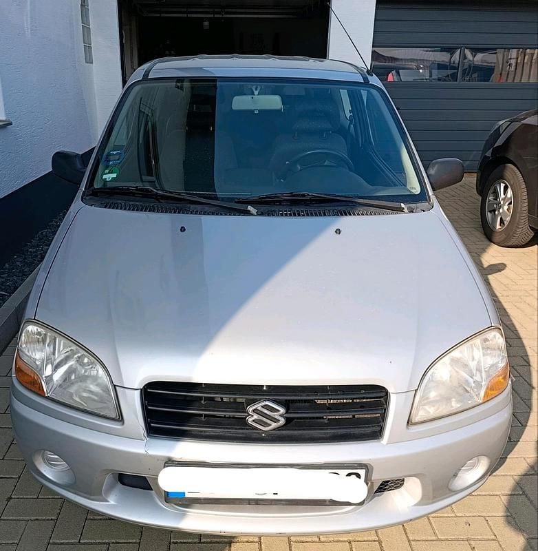 Gebraucht Suzuki Ignis 83 PS (61 kW) 2000 Silber Kleinwagen