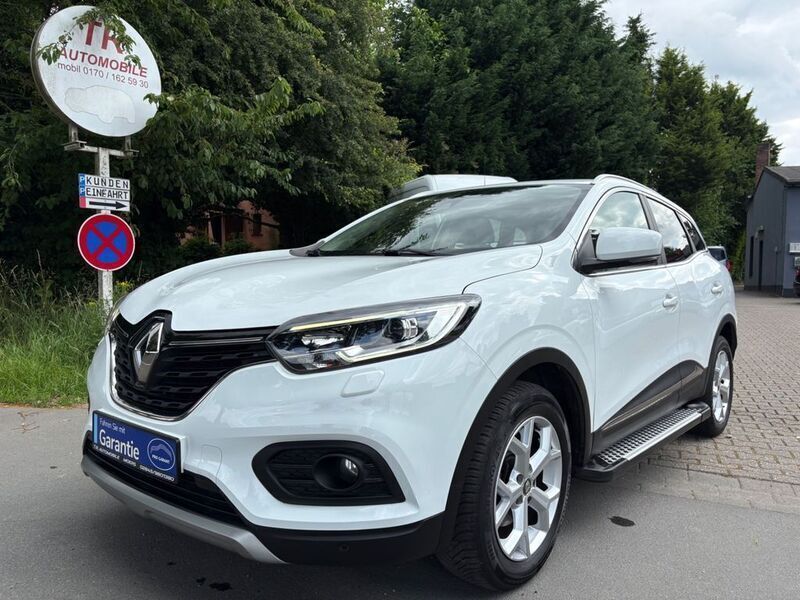 Weiß Gebraucht 2019 Renault Kadjar LIMITED SUV | 12.400 € (Guter Preis) - Bild 1/4