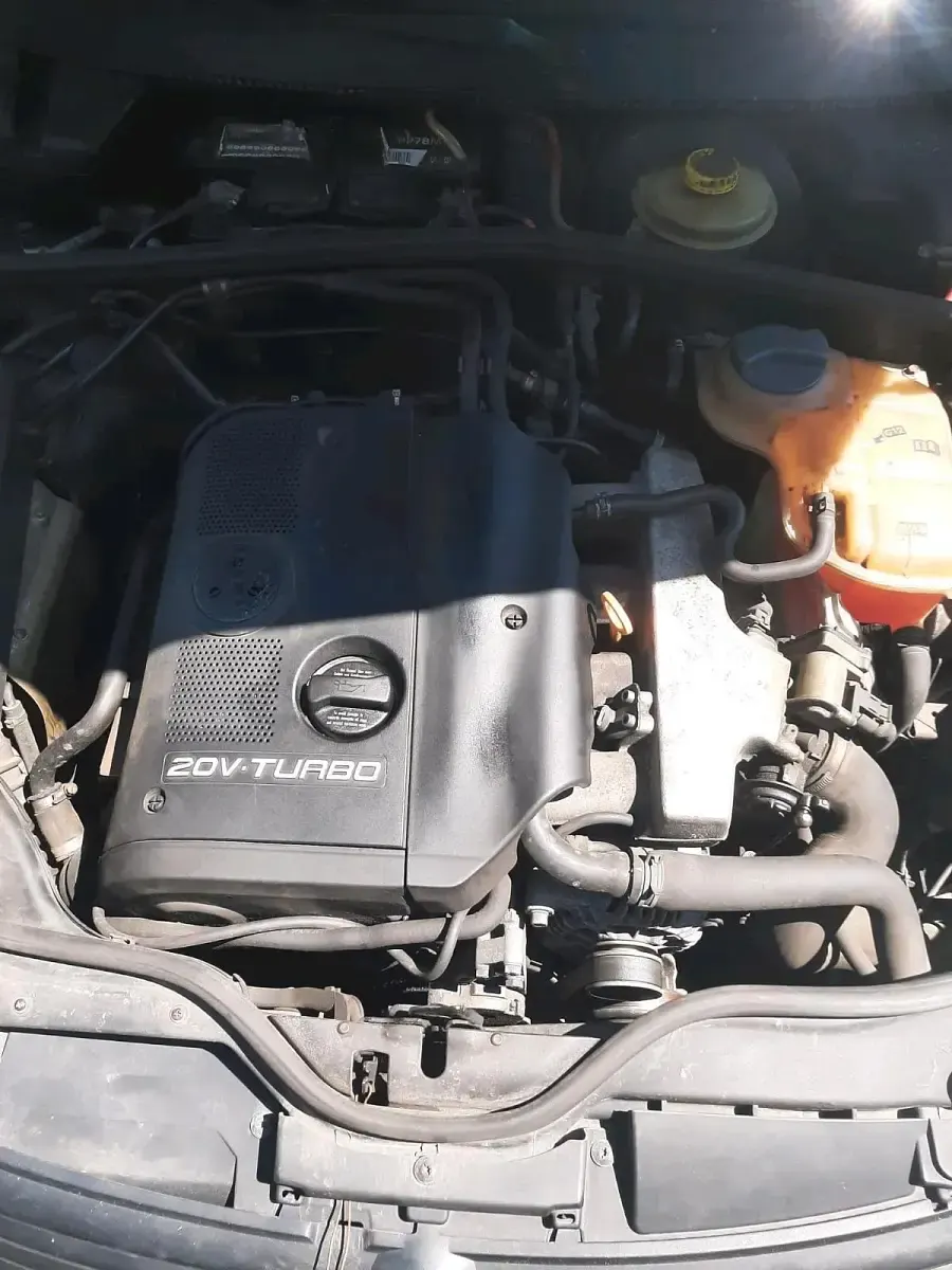 Gebraucht VW Passat 150 PS (110 kW) 1998 Grün Kombi