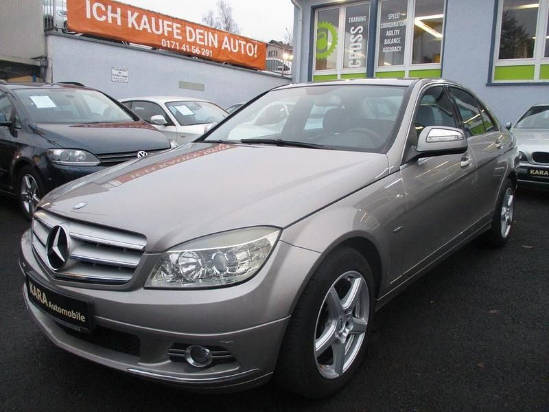 Silber Gebraucht 2007 Mercedes C220 Limousine | 5.950 € (Fairer Preis) - Bild 1/4