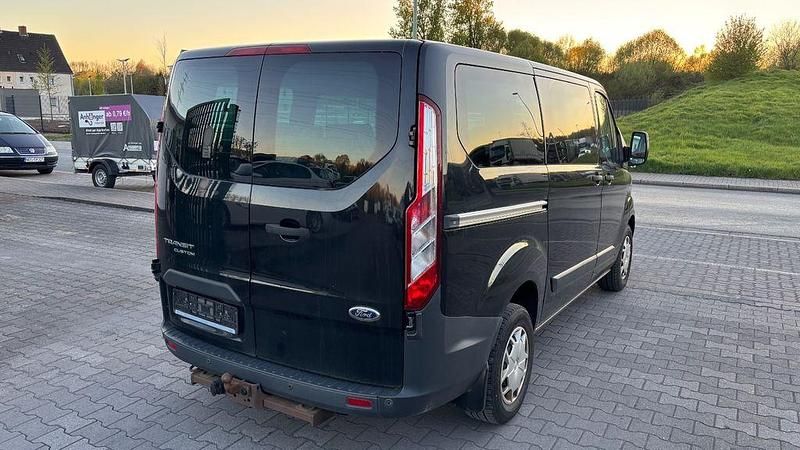 Gebraucht Ford Transit Trend 131 PS (96 kW) 2016 Schwarz Kombi