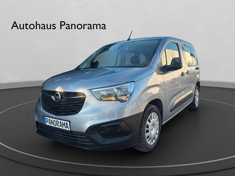 Grau Gebraucht 2021 Opel Combo Life Basis Van / Kleinbus | 15.990 € (Fairer Preis) - Bild 1/4