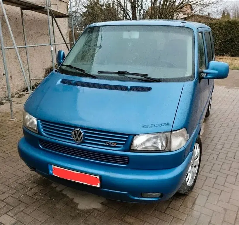 Gebraucht VW T4 151 PS (111 kW) 2000 Blau Van