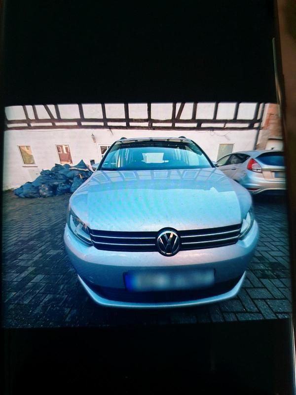 Gebraucht VW Touran 105 PS (77 kW) 2013 Silber Van / Kleinbus