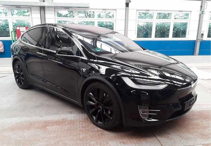 Schwarz Gebraucht 2020 Tesla Model X Performance SUV | 41.990 € (Fairer Preis) - Bild 1/4