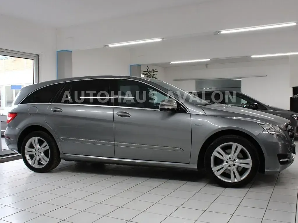 Gebraucht Mercedes R350 211 PS (155 kW) 2012 Grau Kombi