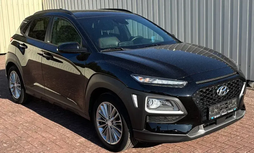 Gebraucht Hyundai Kona YES! 120 PS (88 kW) 2019 Schwarz SUV