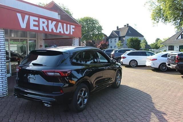 Neu Ford Kuga ST-Line 186 PS (136 kW) 2026 Agate black SUV