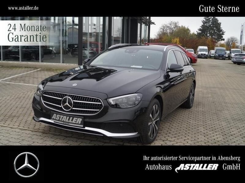 Metalliclack obsidianschwarz Gebraucht 2023 Mercedes E300 Avantgarde | 39.900 € (Superpreis) - Bild 1/4