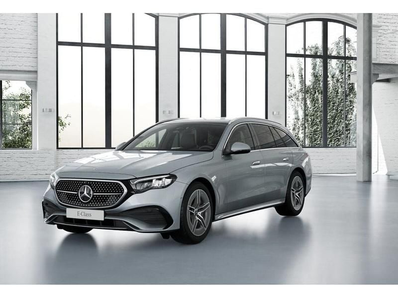 Gebraucht Mercedes E300 AMG 204 PS (150 kW) 2024 Silber hightech silver metall Kombi