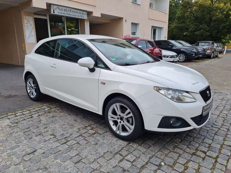 Weiß Gebraucht 2009 Seat Ibiza Sport Kleinwagen | 3.990 € (Fairer Preis) - Bild 1/4