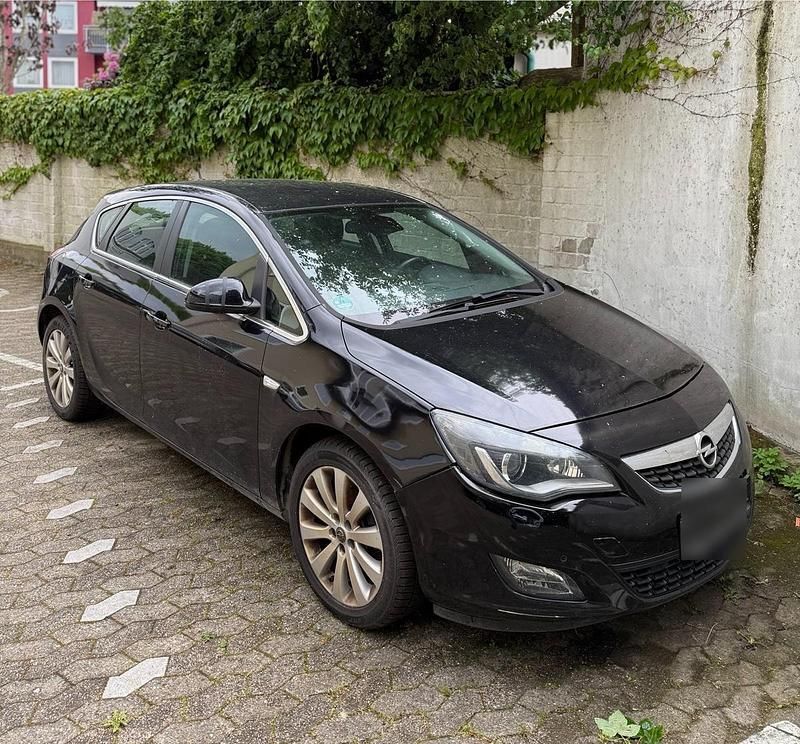 Schwarz Gebraucht 2010 Opel Astra Limousine | 2.800 € (Superpreis) - Bild 1/4