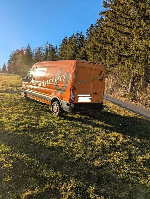 Gebraucht Ford Transit Trend 170 PS (125 kW) 2020 Orange Van / Kleinbus