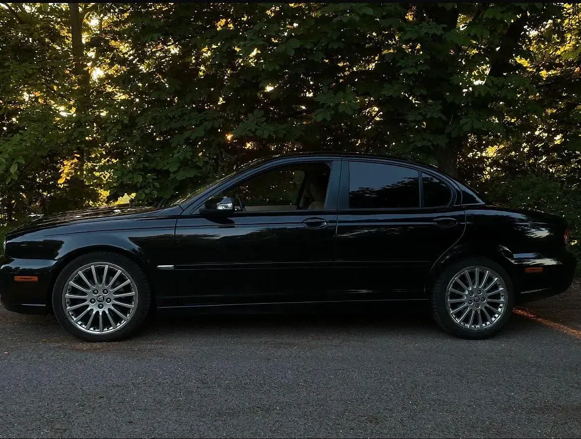 Gebraucht Jaguar X-type Executive 145 PS (106 kW) 2008 Schwarz Limousine