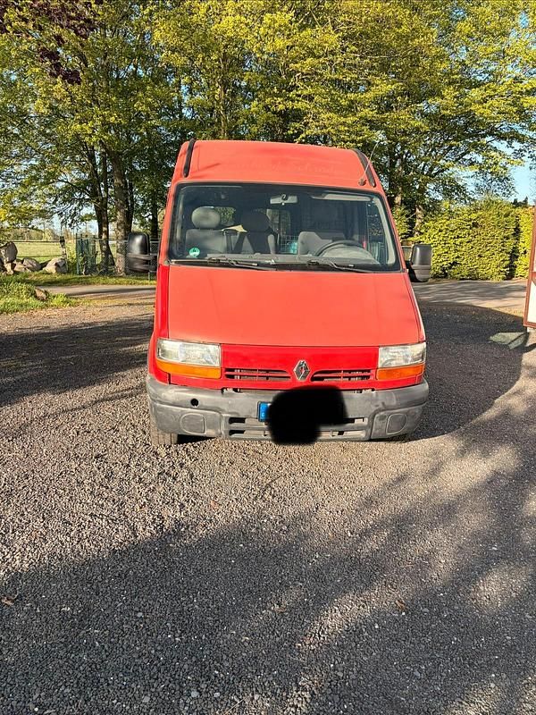Second-hand Renault Master 80 CP (58 kW) 2000 Roșu Monovolum