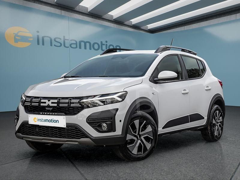 Weiß Gebraucht 2025 Dacia Sandero Stepway Kleinwagen | 17.849 € (Fairer Preis) - Bild 1/4