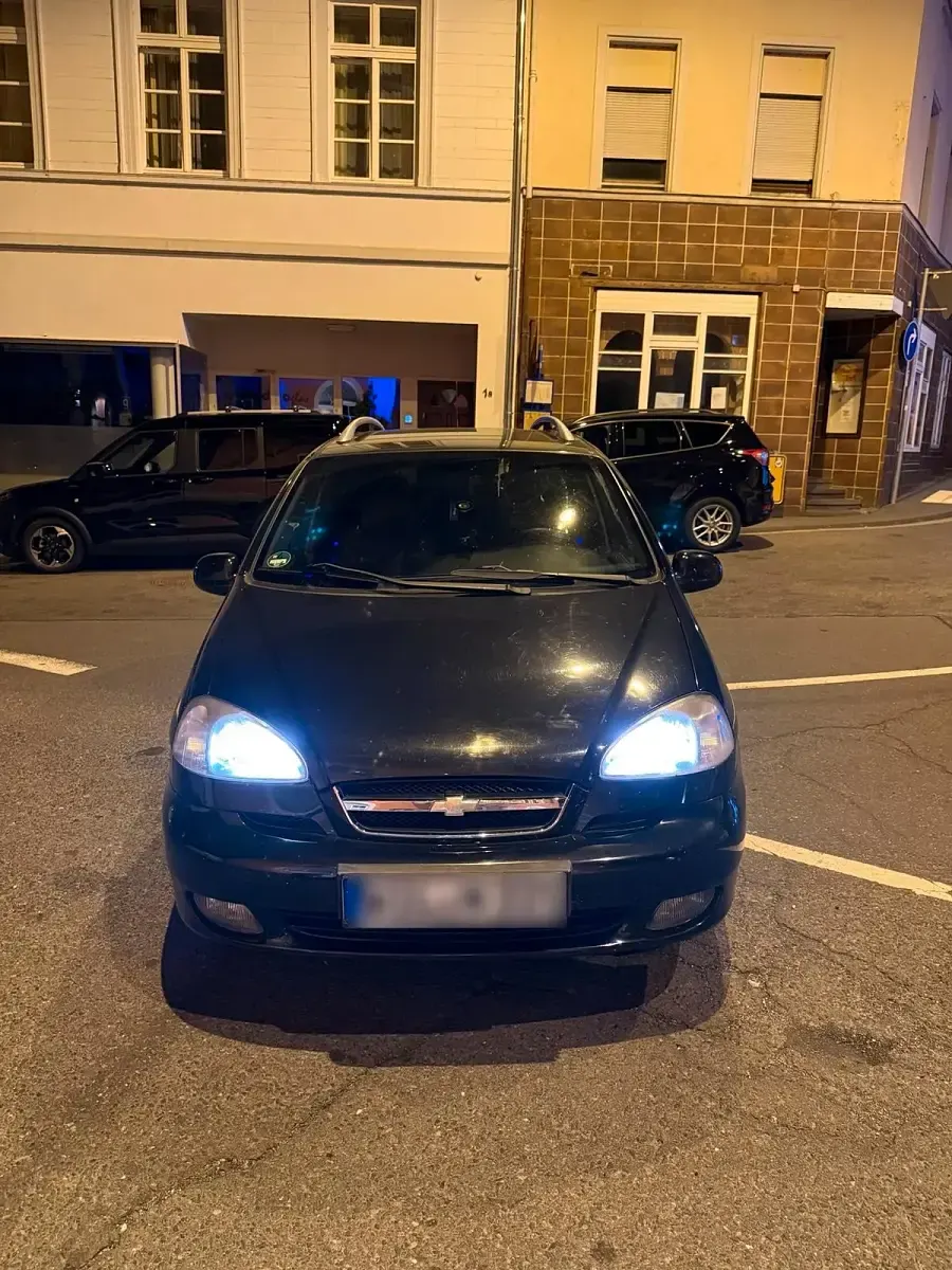 Gebraucht Chevrolet Tacuma 122 PS (89 kW) 2006 Schwarz Van / Kleinbus