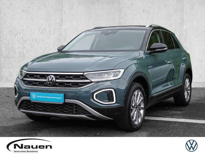 Petroleum blue metallic (metallic) Gebraucht 2024 VW T-Roc Style SUV | 28.441 € (Guter Preis) - Bild 1/3