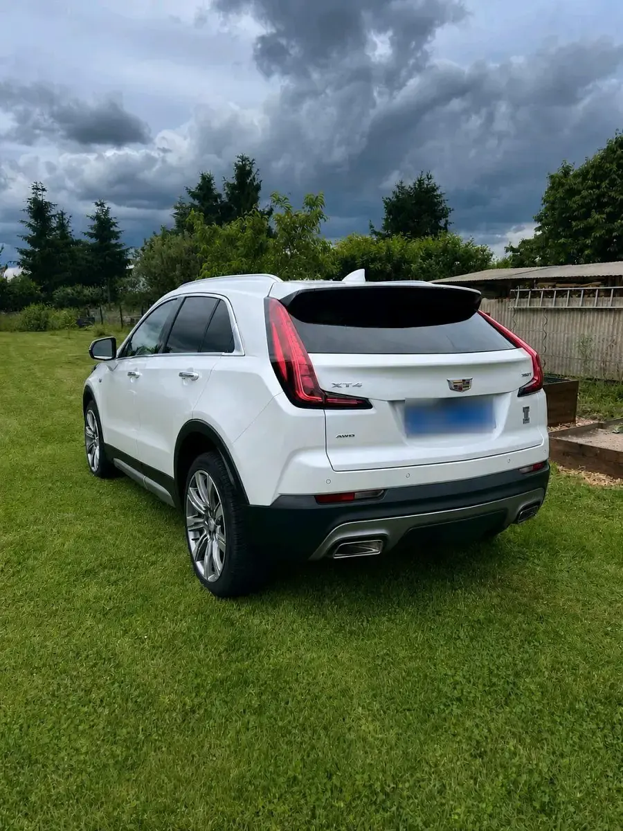 Gebraucht Cadillac XT4 230 PS (169 kW) 2022 Weiß SUV