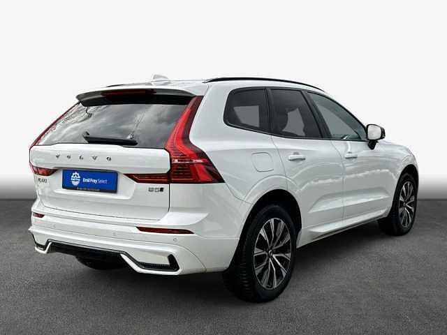 Gebraucht Volvo XC60 Plus 250 PS (183 kW) 2024 Crystal weißperleffekt SUV