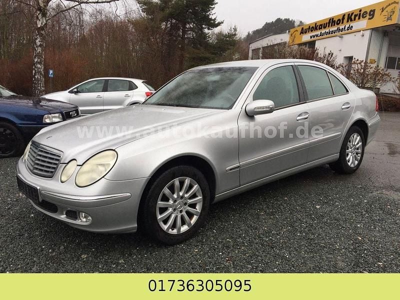 Gebraucht Mercedes E200 Elegance 163 PS (119 kW) 2003 Silber Limousine