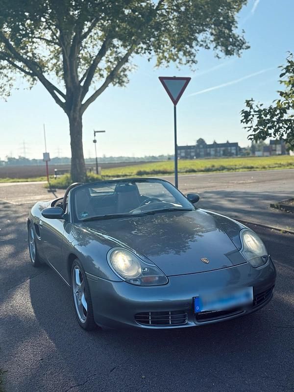 Grau Gebraucht 2001 Porsche Boxster S Cabrio | 18.000 € (Fairer Preis) - Bild 1/4