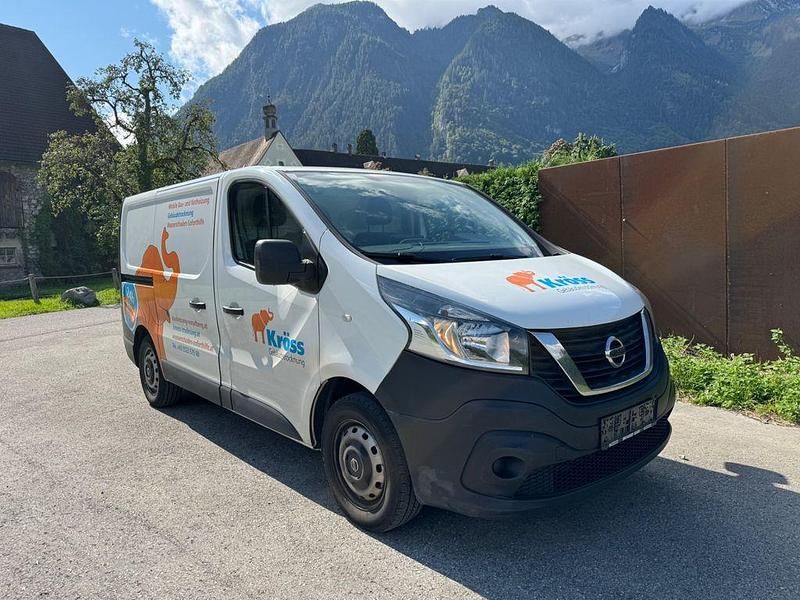 Weiß Gebraucht 2019 Nissan NV300 Van | 5.900 € (Guter Preis) - Bild 1/4