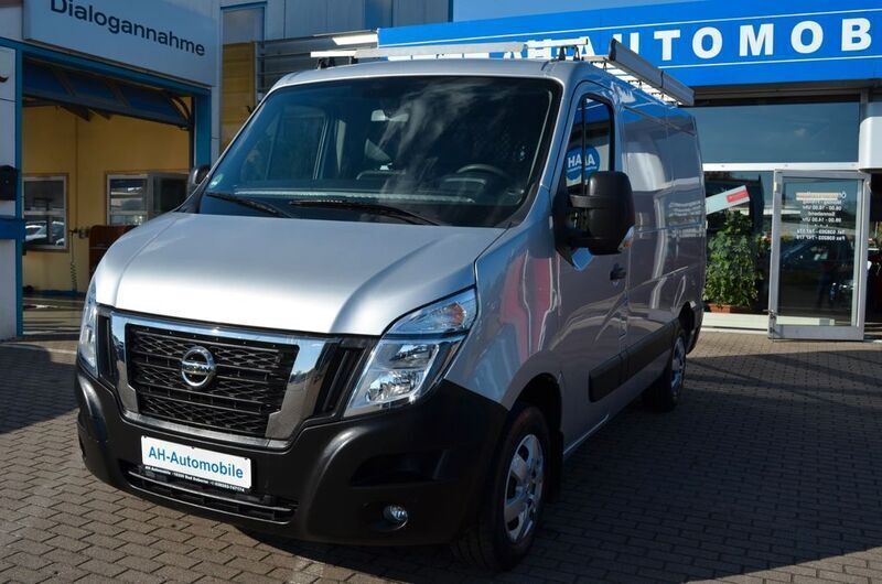 Star grey metallic Gebraucht 2020 Nissan NV400 Van | 23.880 € (Etwas zu teuer) - Bild 1/4
