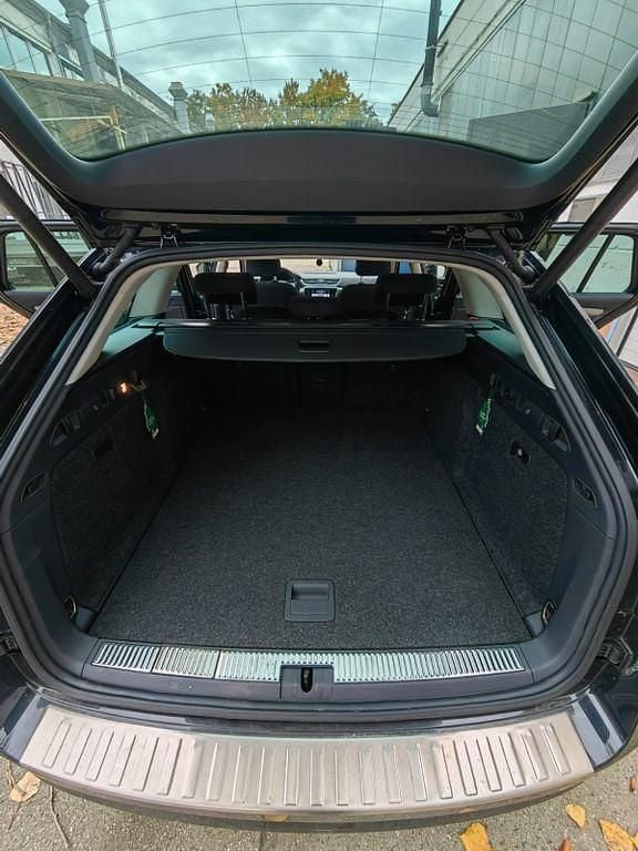 Gebraucht Skoda Superb Style 150 PS (110 kW) 2018 Schwarz Kombi