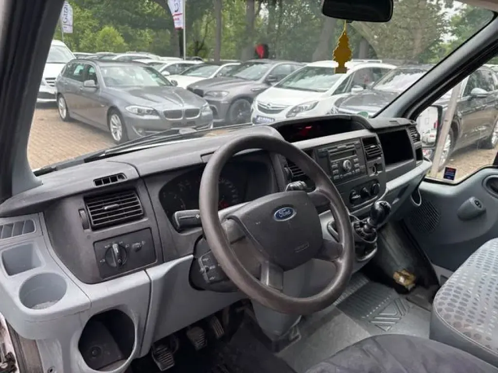 Gebraucht Ford Transit 116 PS (85 kW) 2009 Frostweiß Pickup