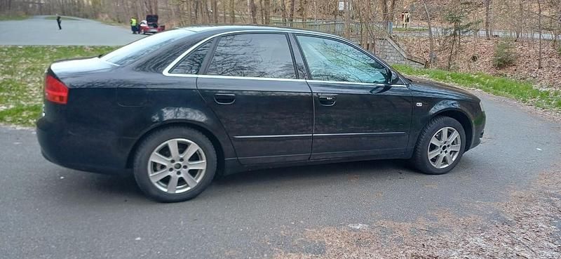 Używany Audi A4 2005 Czarny Sedan/Limuzyna