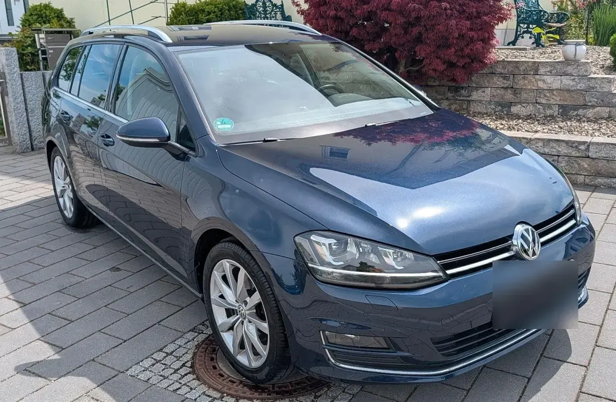 Gebraucht VW Golf VII Highline 125 PS (91 kW) 2017 Blau Kombi