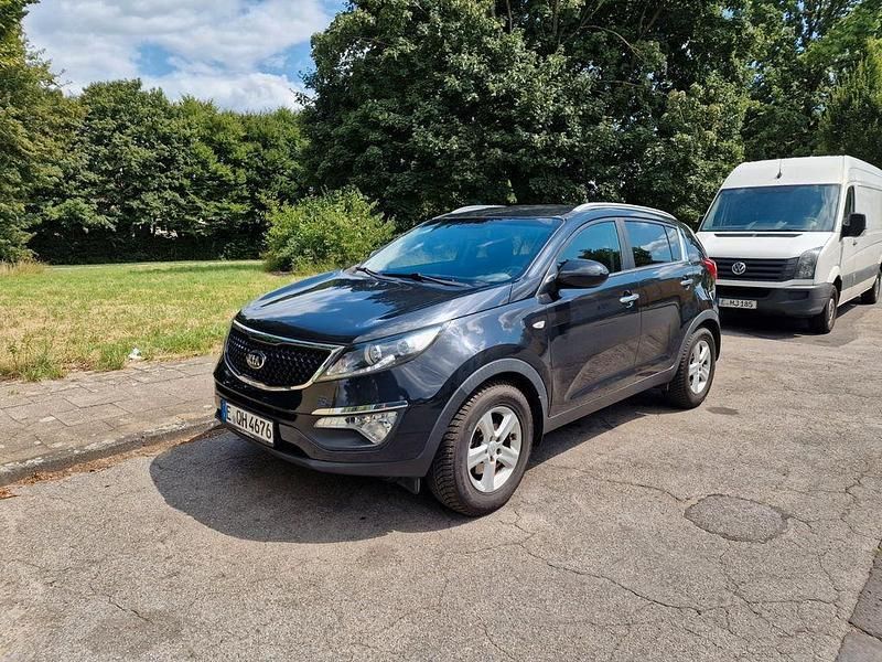 Schwarz Gebraucht 2016 Kia Sportage DREAM-TEAM Edition SUV | 11.800 € (Superpreis) - Bild 1/4