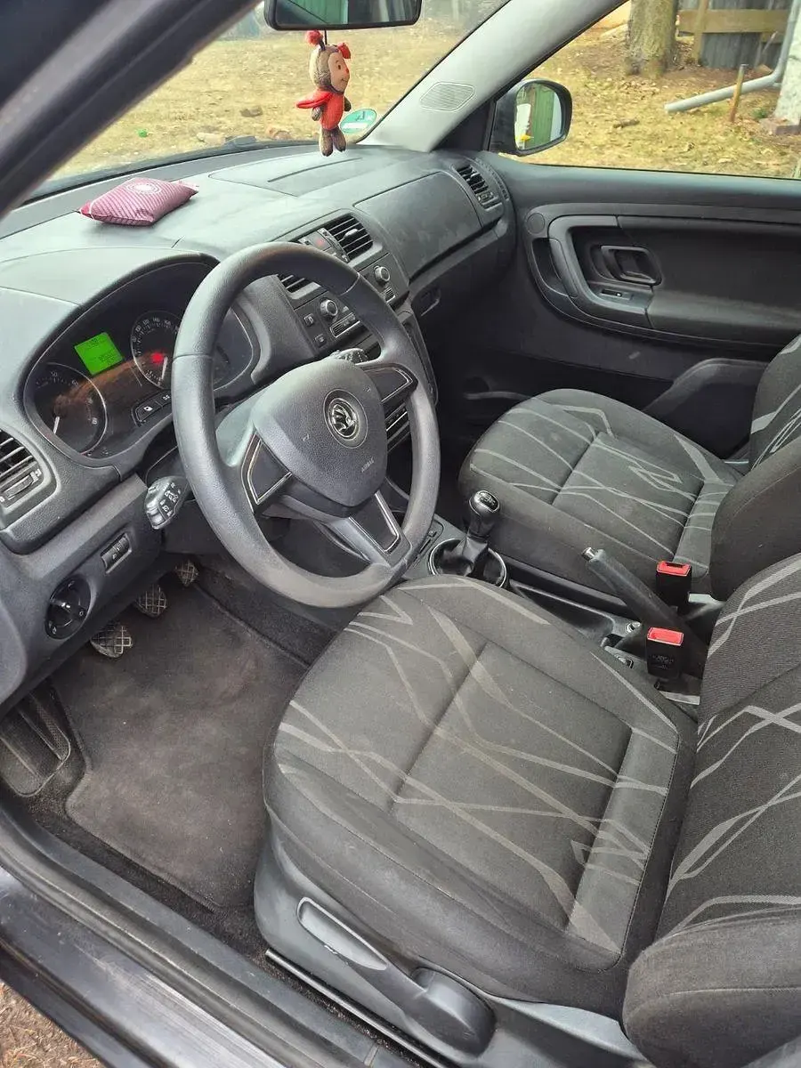 Gebraucht Skoda Fabia Fresh 69 PS (50 kW) 2014 Schwarz Kombi