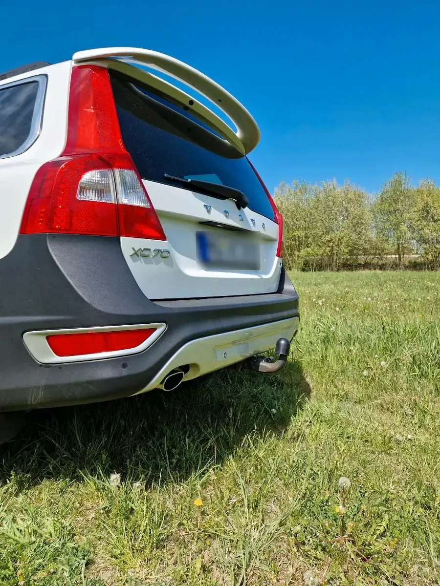 Gebraucht Volvo XC70 329 PS (241 kW) 2011 Weiß Kombi