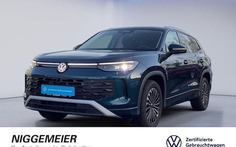 Blau Gebraucht 2025 VW Tayron Life SUV | 40.970 € (Superpreis) - Bild 1/4