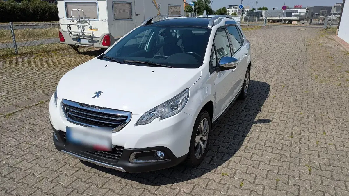 Gebraucht Peugeot 2008 Allure 82 PS (60 kW) 2015 Weiß SUV