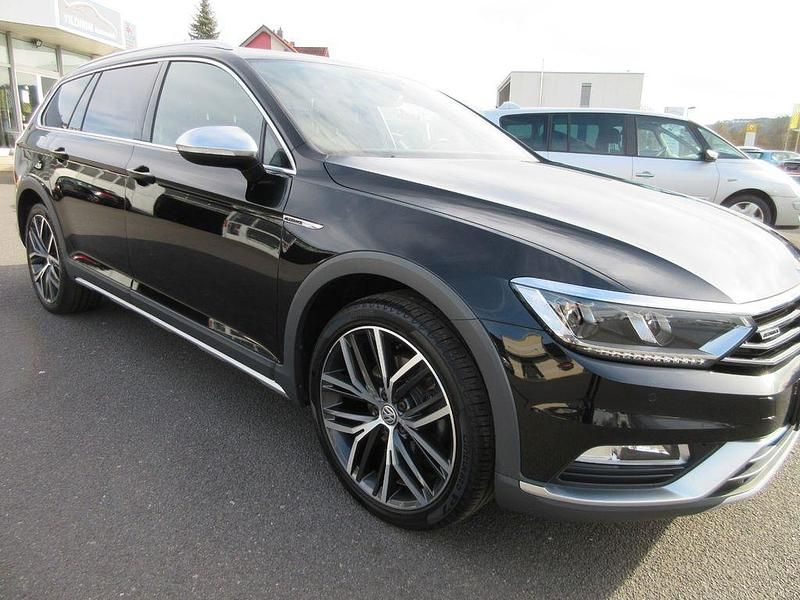 Gebraucht VW Passat Alltrack 190 PS (139 kW) 2018 Schwarz Kombi