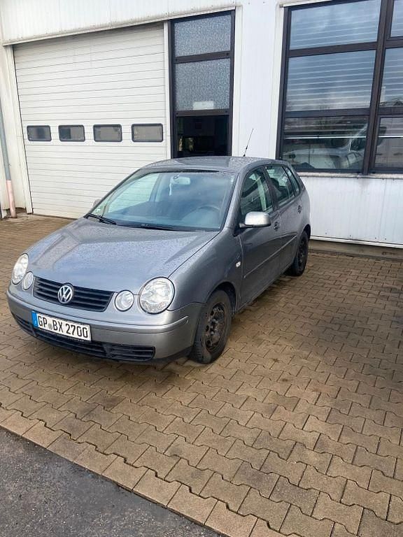 Gebraucht VW Polo Cricket 64 PS (47 kW) 2004 Grau Kleinwagen