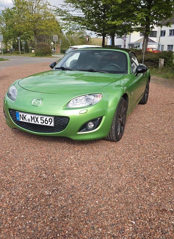 Usata Mazda MX5 160 CV (117 kW) 2012 Verde Cabrio